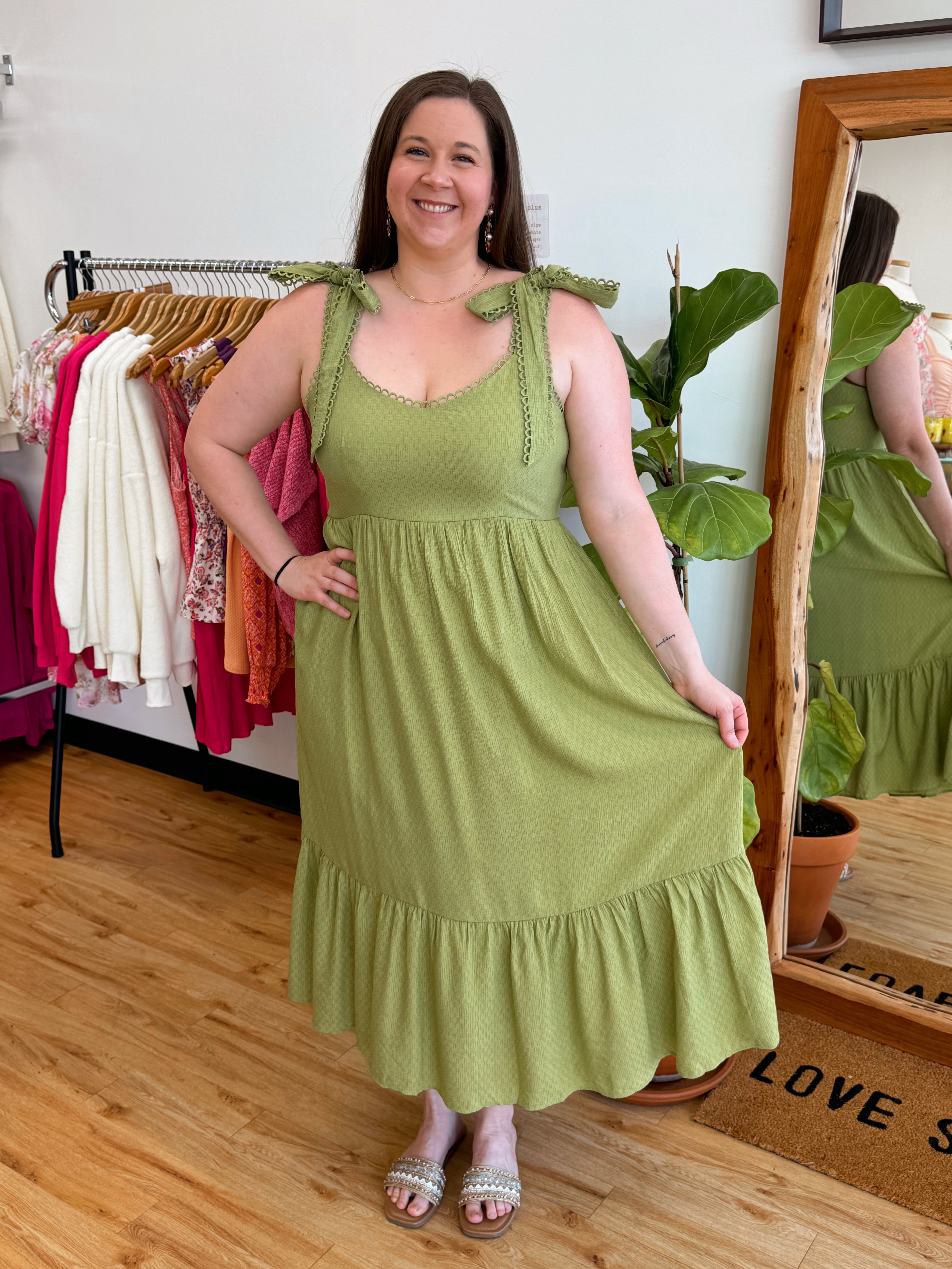 Plus Eyelet Green Maxi Dress – Authenticity