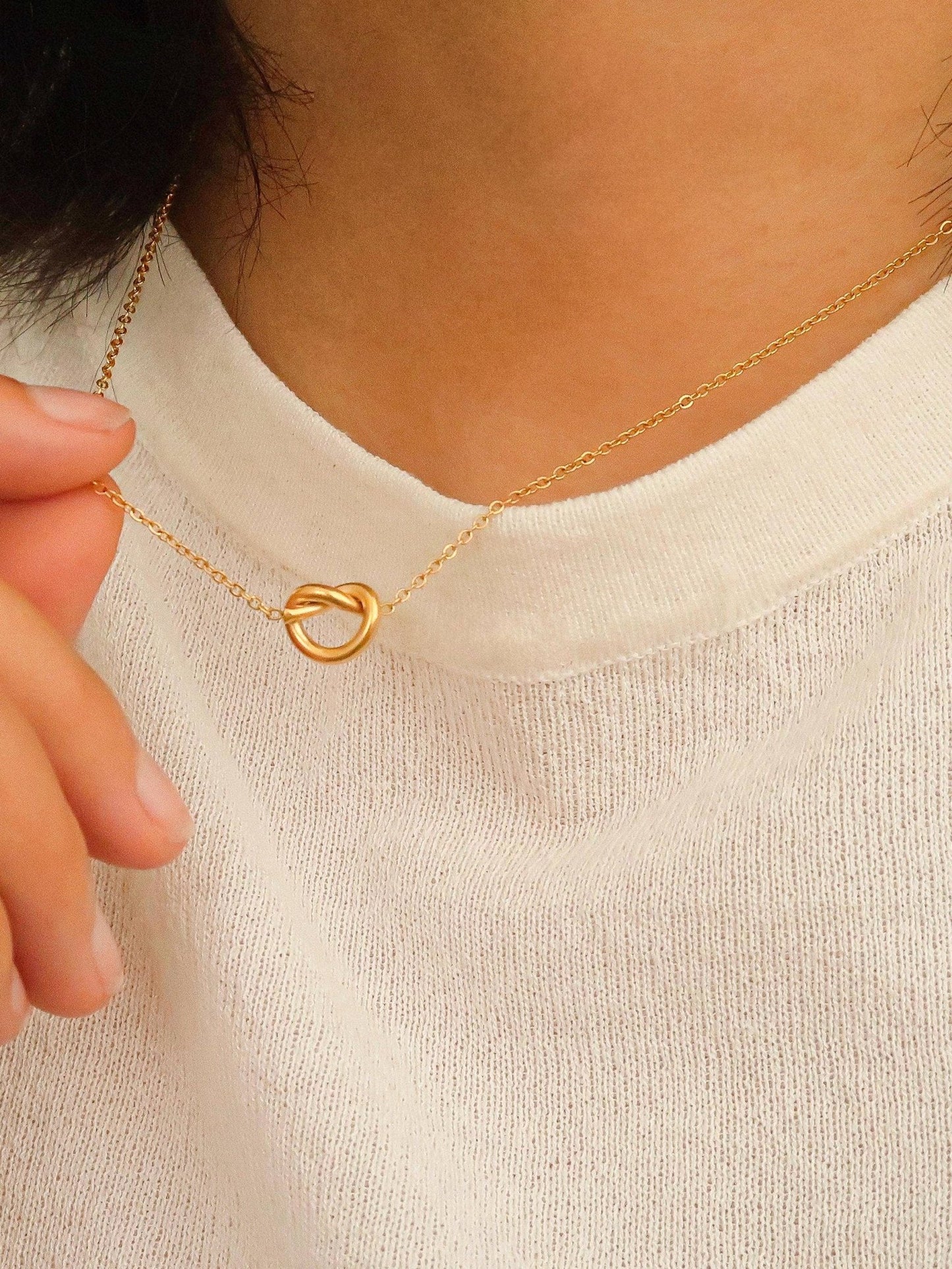 Heart Knot Non-Tarnish Necklace Necklaces