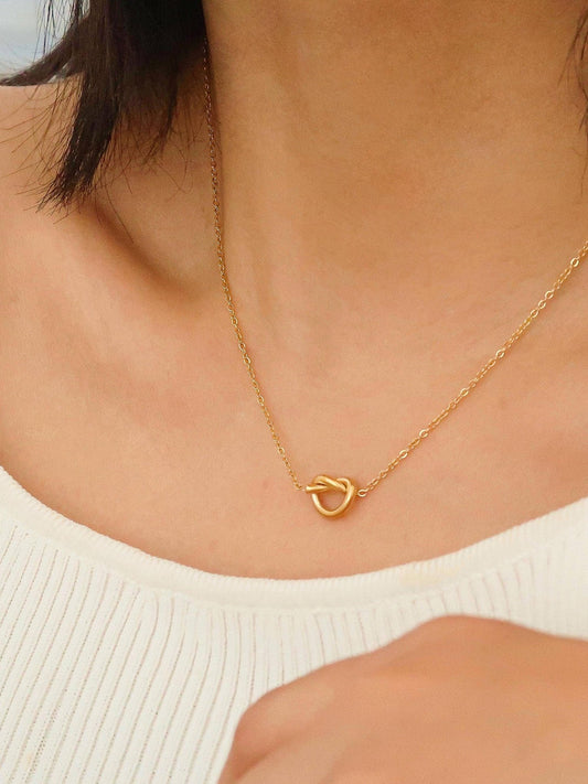 Heart Knot Non-Tarnish Necklace Necklaces